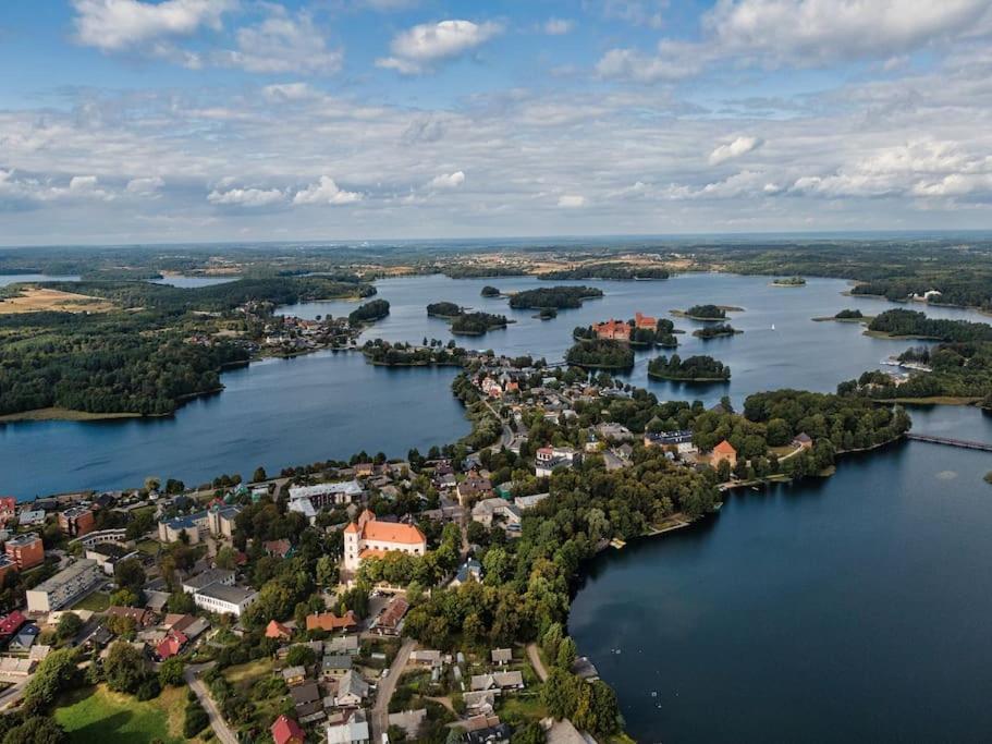 Apartment In Trakai By The Lake! Buitenkant foto